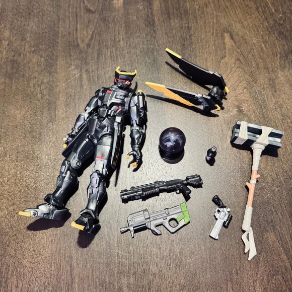 Fortnite Legendary Series- Sentinel (Dark), Action Figure - Picture 1 of 2